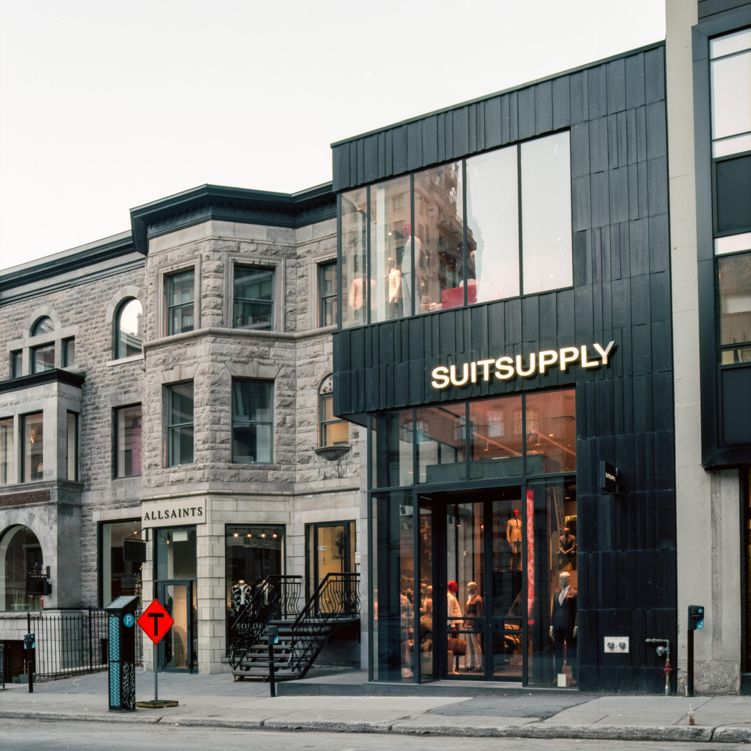 Suitsupply Montréal